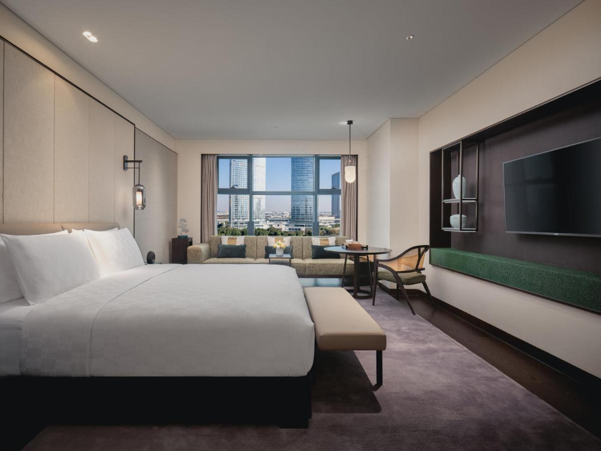 Hualuxe Kunshan Huaqiao By Ihg - F1 Racing Preferred Hotel Kültér fotó