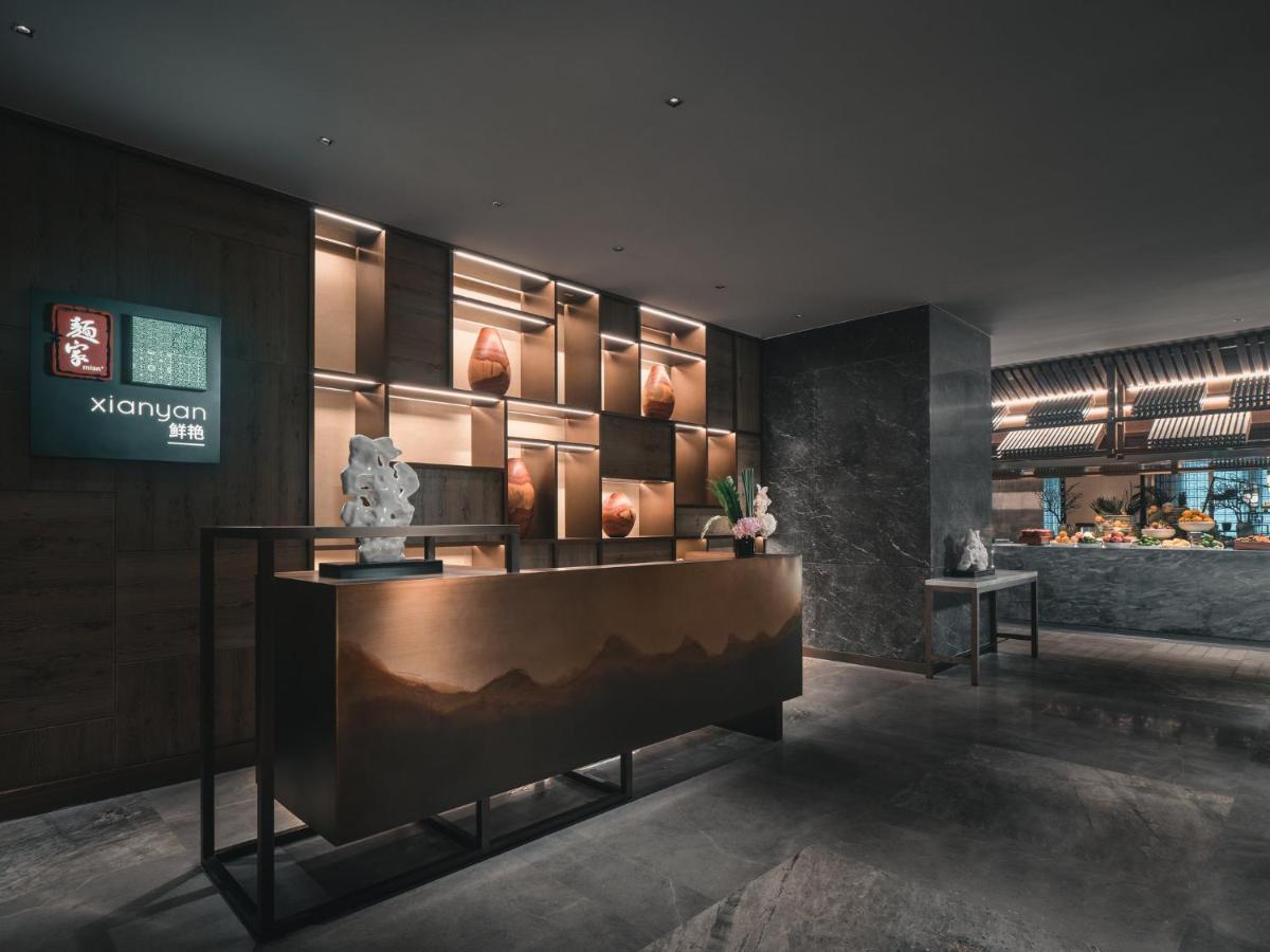 Hualuxe Kunshan Huaqiao By Ihg - F1 Racing Preferred Hotel Kültér fotó