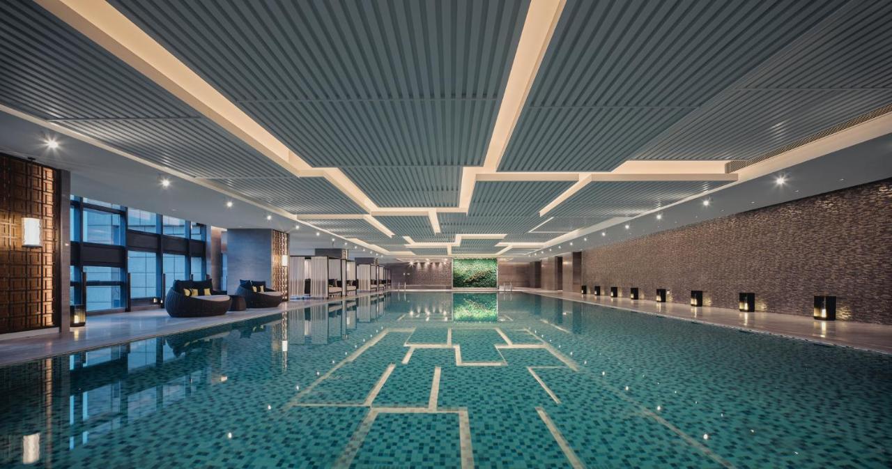 Hualuxe Kunshan Huaqiao By Ihg - F1 Racing Preferred Hotel Kültér fotó