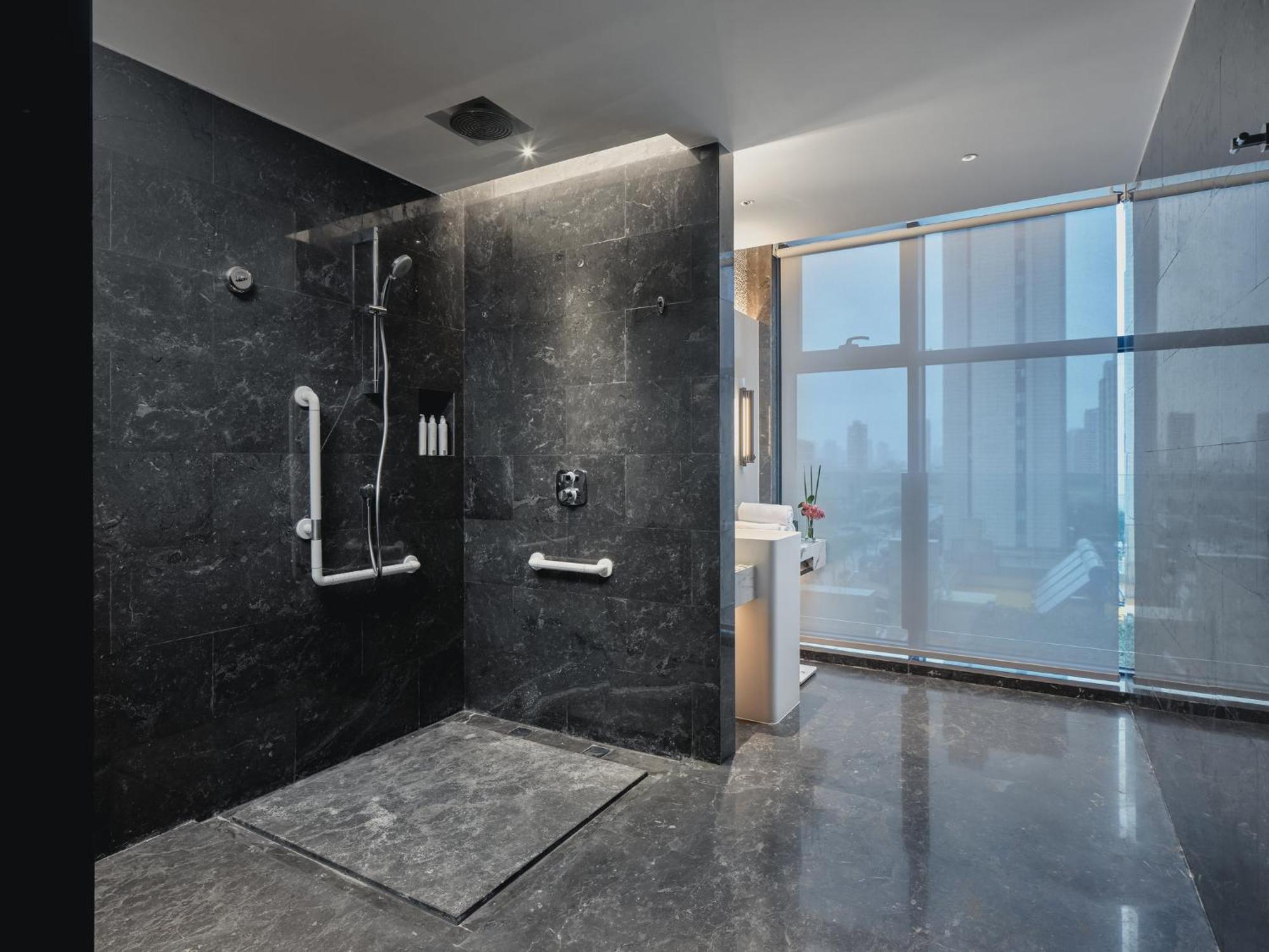 Hualuxe Kunshan Huaqiao By Ihg - F1 Racing Preferred Hotel Kültér fotó